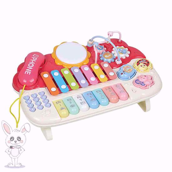 صورة آلة موسيقية ولعبة إكسيليفون للأطفال