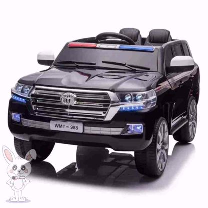 صورة سيارة شرطة لاند كروزر - اللون الأبيض 