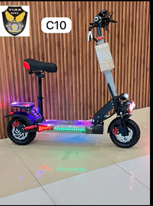 صورة 35/سكوتر كهربائي C10 ماركة 2000 وات 48 فولت 13 أمبير مكس سرعة 70 كيلومتر نقدًا